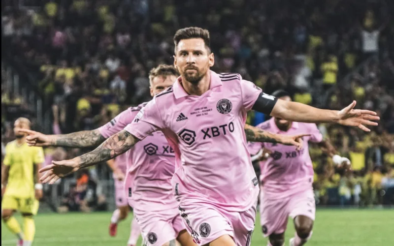 feat 1783396690