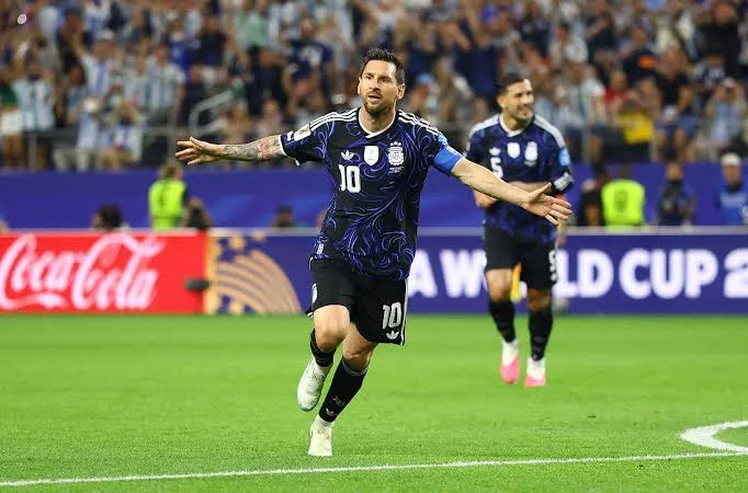 Messi cao bao nhiêu